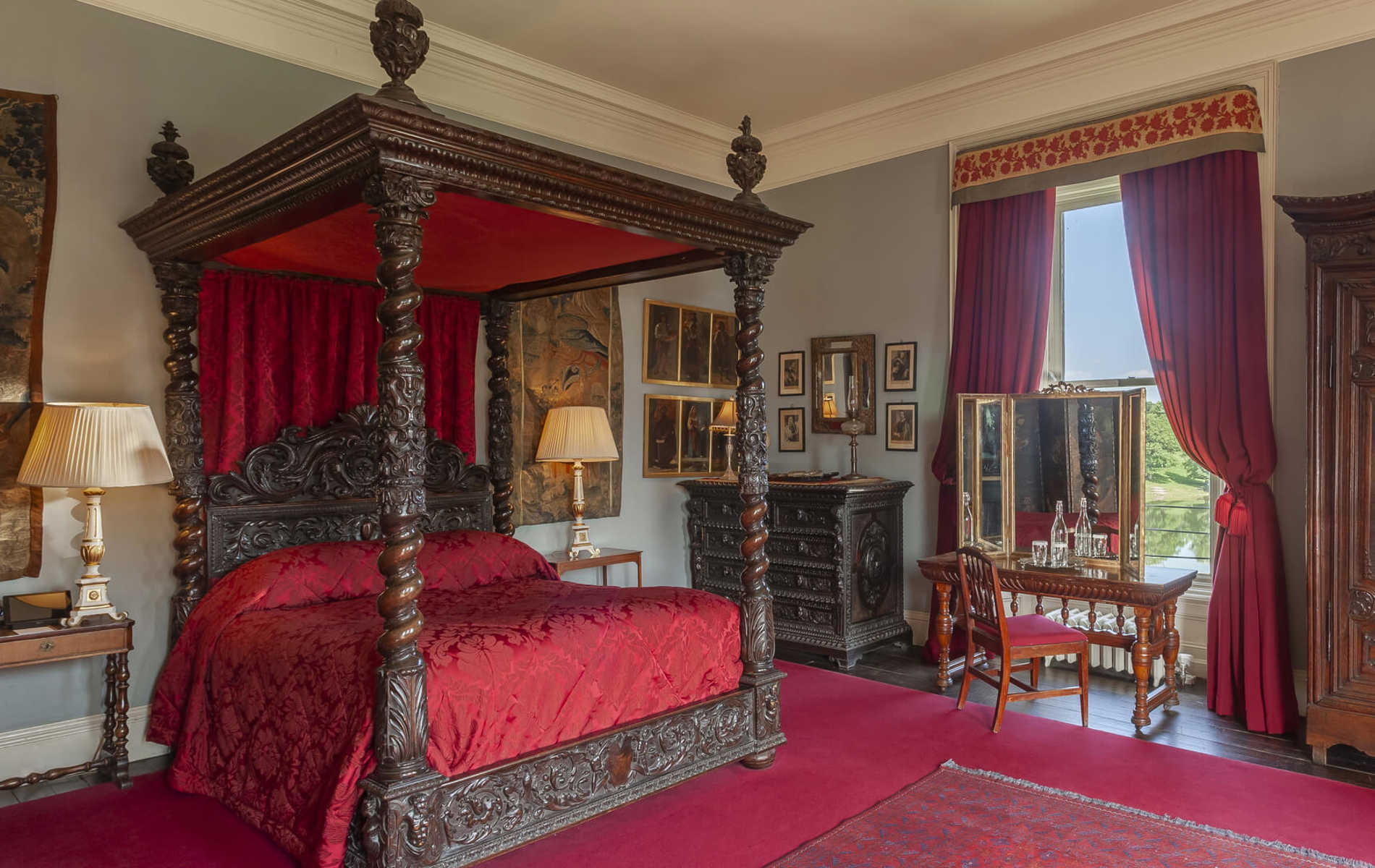 Castle Leslie Red Room