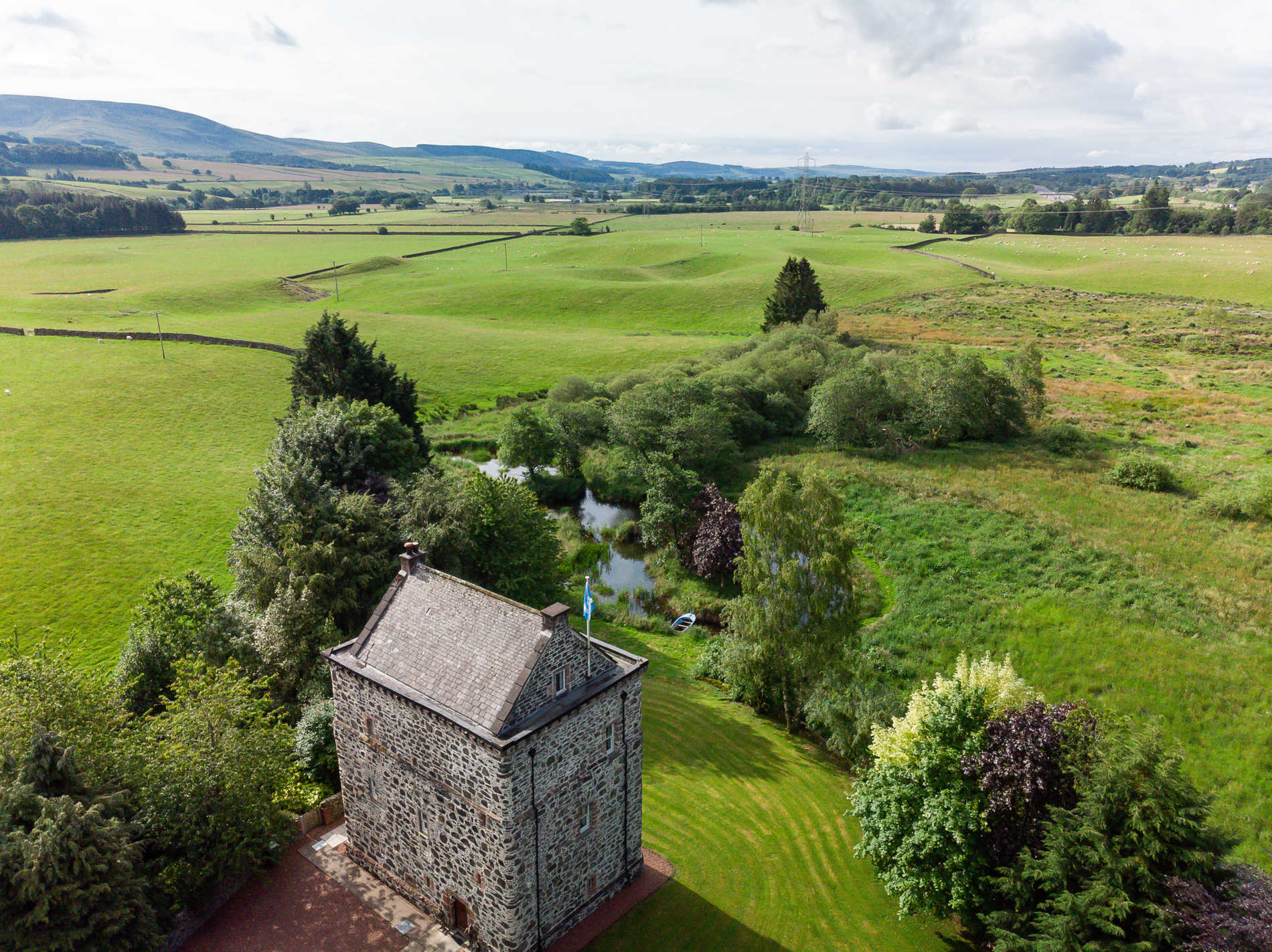 Lochhouse Tower - Intimate Stays